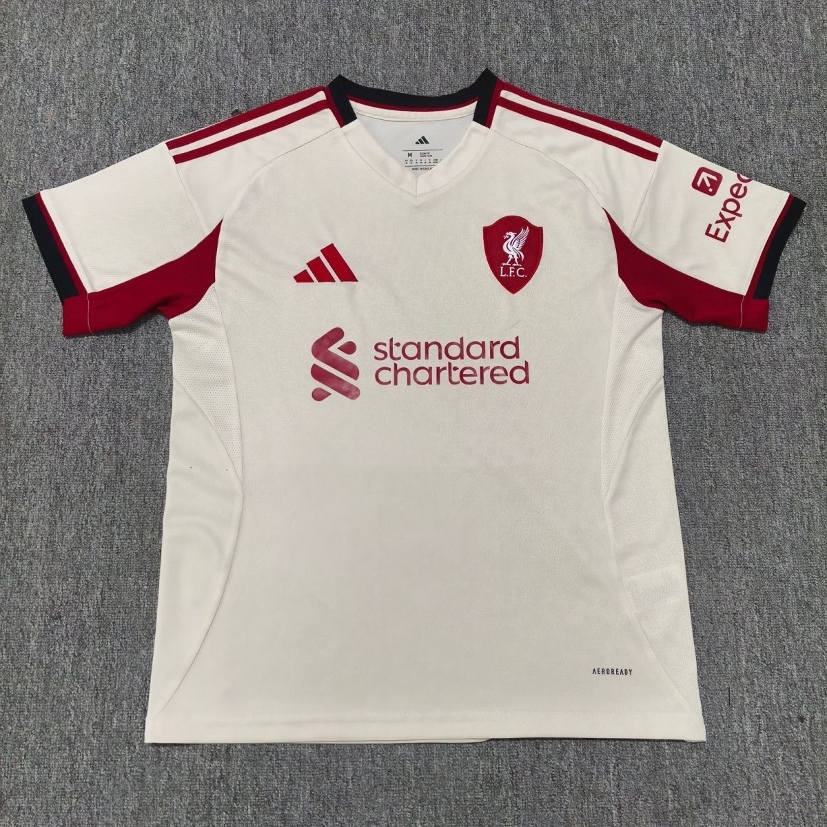 Liverpool ‎‏2025/26 Away jersey